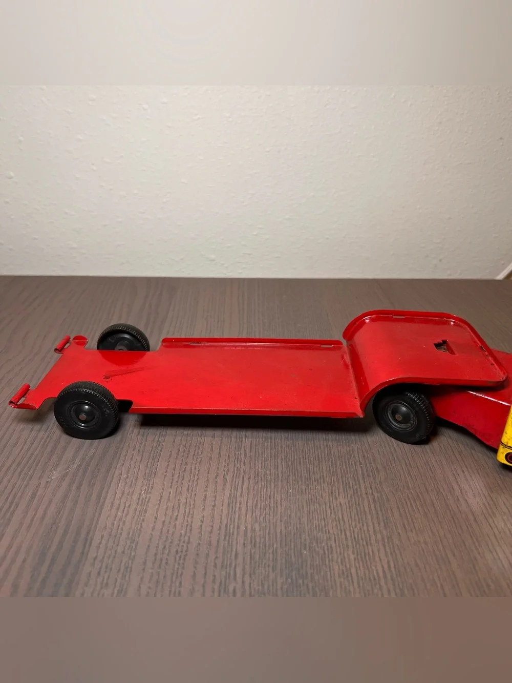 VINTAGE MARX DODGE LIVESTOCK TRANSPORT COMPANY TRUCK ( MISSING BACK CAB )
